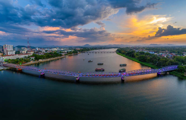 Sông Hương Huế – Mê đắm trước vẻ đẹp thiên nhiên hữu tình