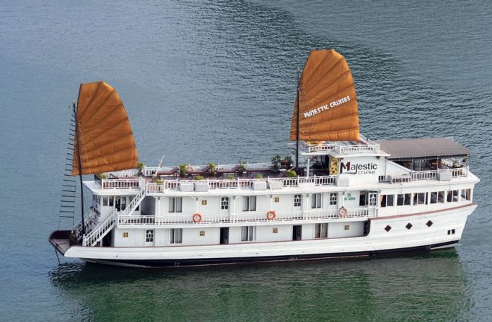 Check-in list du thuyền giá phòng dưới 2 triệu ở Hạ Long tha hồ chill mà vẫn tiết kiệm 