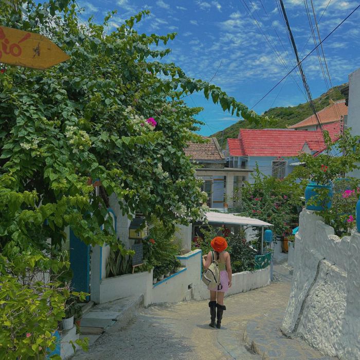 Chẳng cần đến Hàn Quốc làng chài Nhơn Lý cũng có vibe 'Hometown Cha-cha-cha’ xinh xỉu