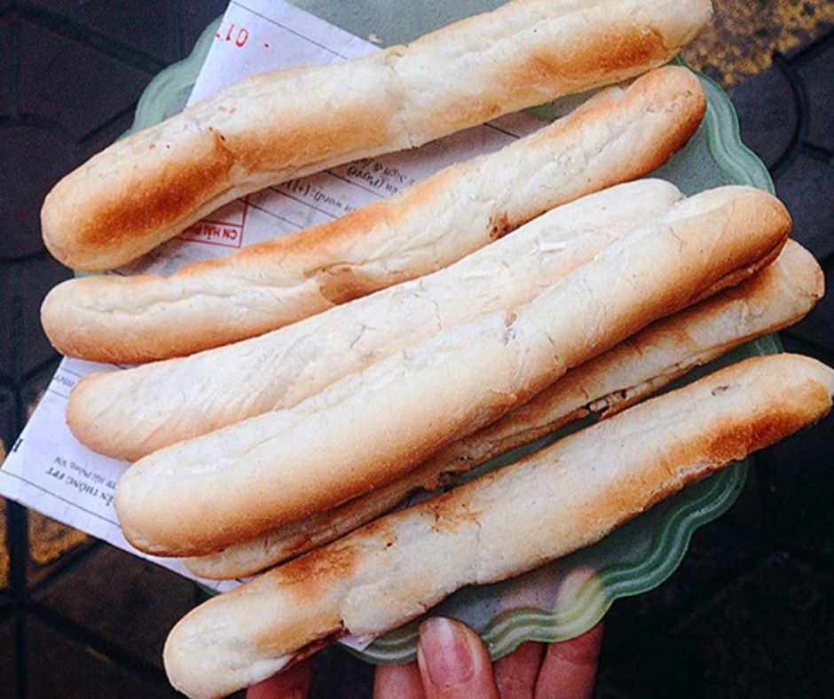 top 10 địa chỉ bánh mì que hải phòng nổi tiếng thu hút đông thực khách