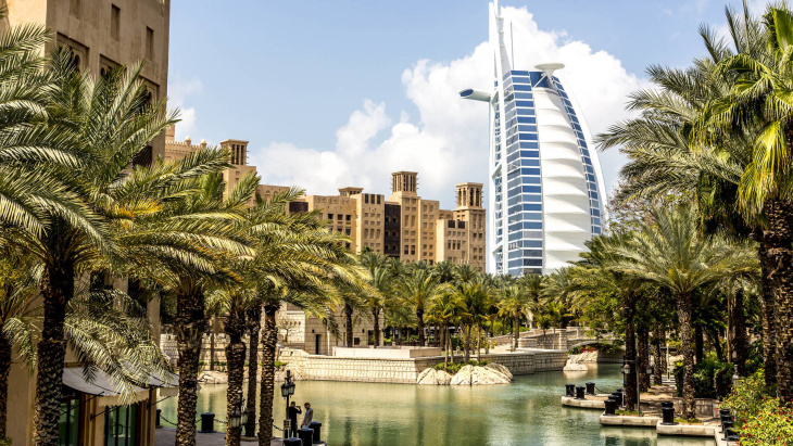 Khám phá “xứ sở xa hoa Trung Đông huyền thoại” trong tour cao cấp Dubai 5N4Đ