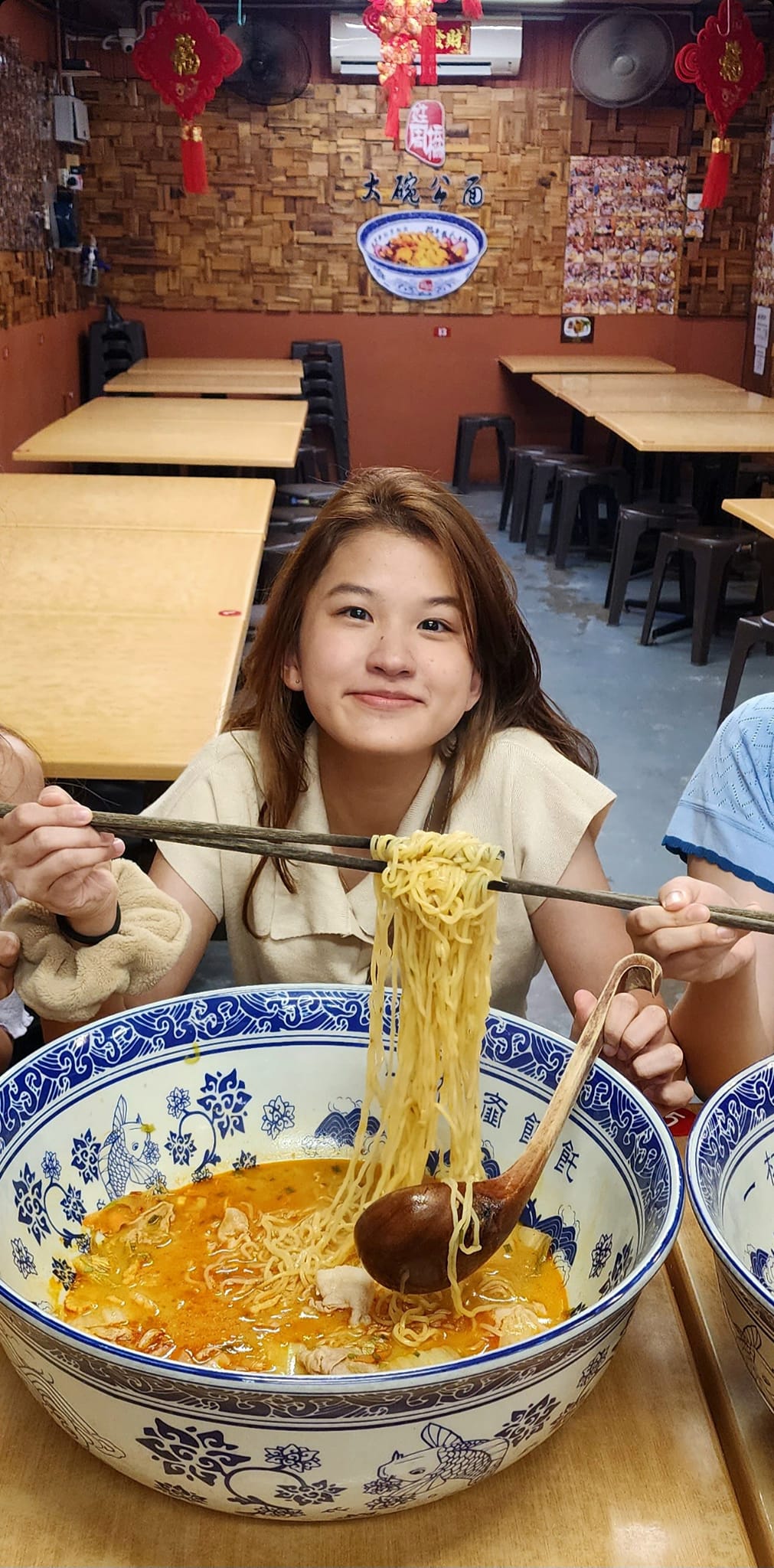 đến penang nhớ thử mì tô khổng lồ chew jetty big bowl noodles
