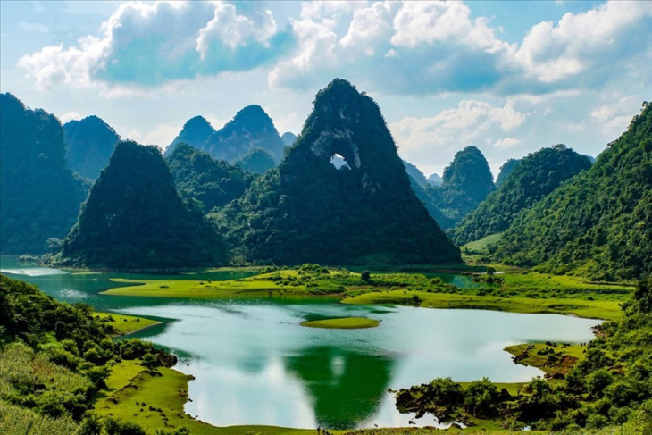 Khám phá 15 địa điểm du lịch Cao Bằng hút khách du lịch nhất