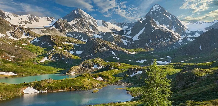 Có một 'tiểu Thụy Sĩ' của nước Nga mang tên dãy núi Altai
