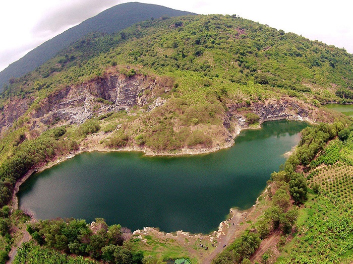 Hồ Núi Đá Tây Ninh: ‘chốn thiên đường dưới hạ giới’ đẹp hút hồn du khách