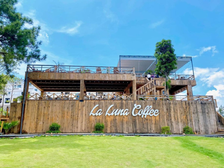 Trải nghiệm cảm giác “chill như ĐÀ LẠT” tại La Luna Coffee Hạ Long