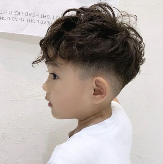 Top các kiểu tóc đẹp cho bé trai 1-2 tuổi gọn gàng, đáng yêu