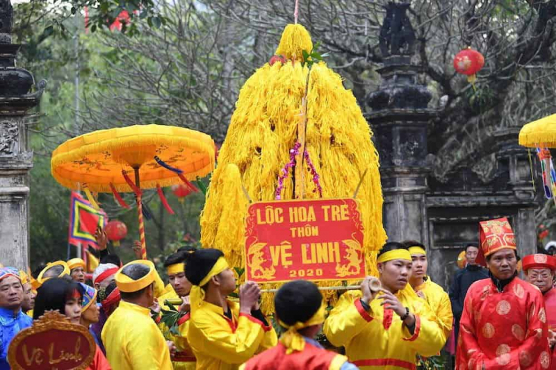 review top 10 most famous festivals in vietnam