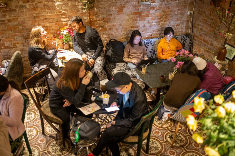 review top 5 must-visit cafes in hanoi, vietnam