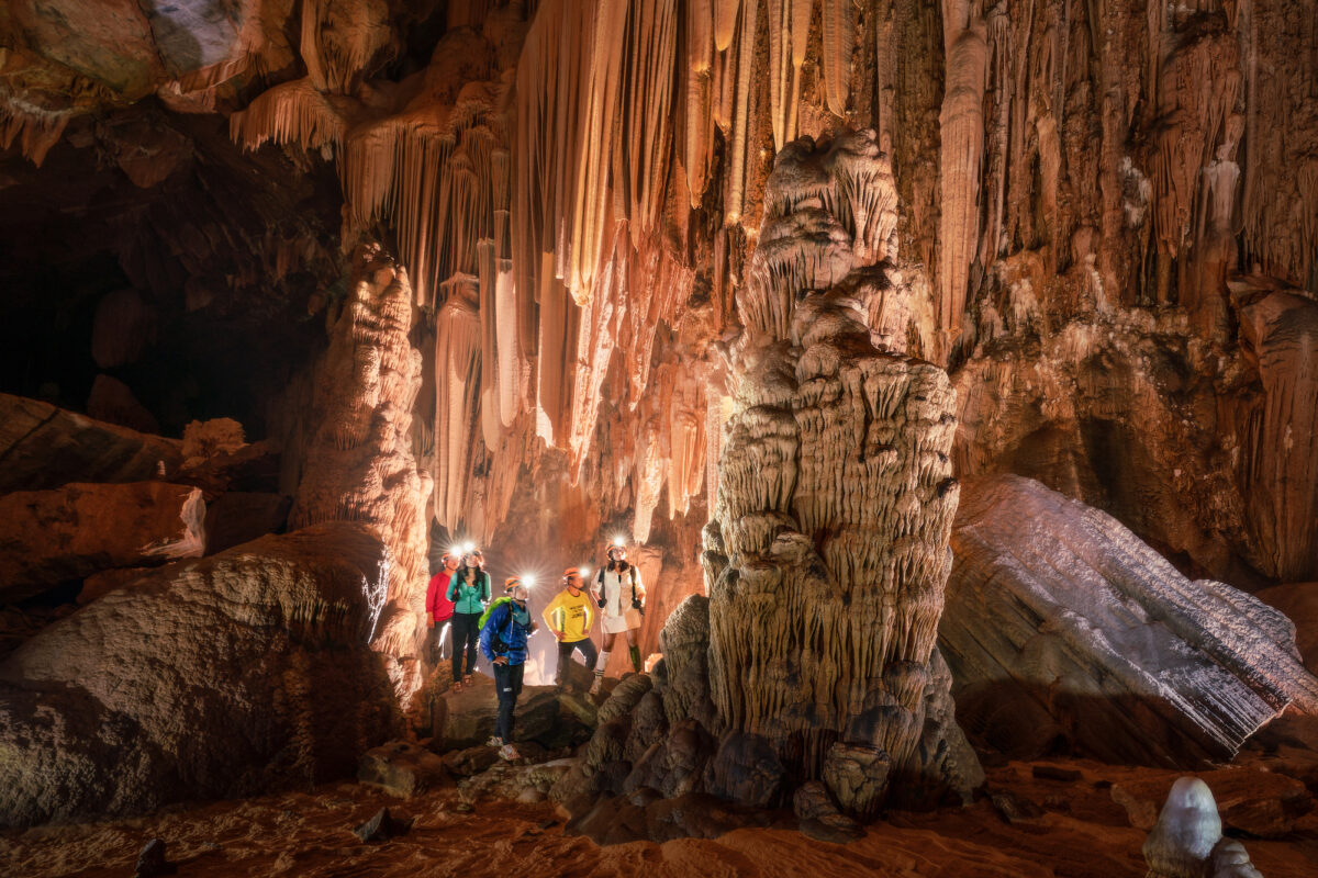 khám phá, điểm du lịch, mạng lưới hang động khổng lồ ít được biết đến nằm sâu trong rừng rậm việt nam