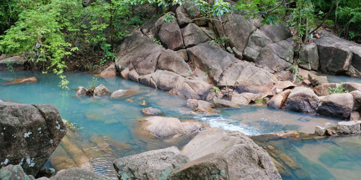 Suối Đá Vũng Tàu – Hòa mình trong khung cảnh núi rừng hùng vĩ