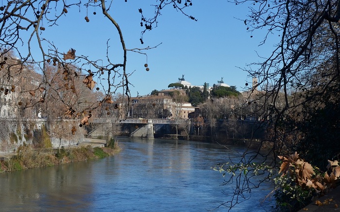 Sông Tiber Rome - dòng sông gắn liền với lịch sử của thủ đô nước Ý
