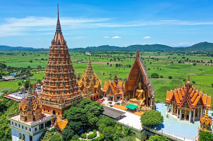 Ghé thăm chùa Wat Tham Suea nằm ẩn mình giữa núi đồi hoang sơ tại Thái Lan