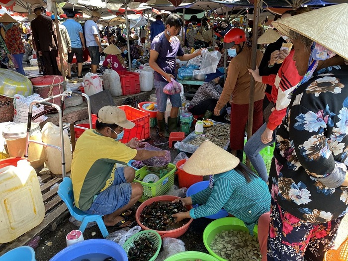 Chợ Bến Đá Vũng Tàu: Thiên đường hải sản chuẩn ngon - bổ - rẻ