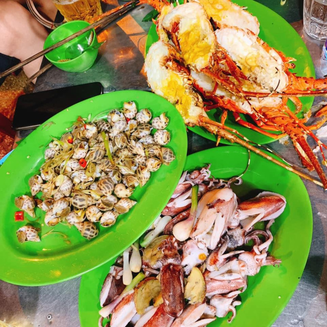 Oanh tạc những con đường ẩm thực ở Nha Trang