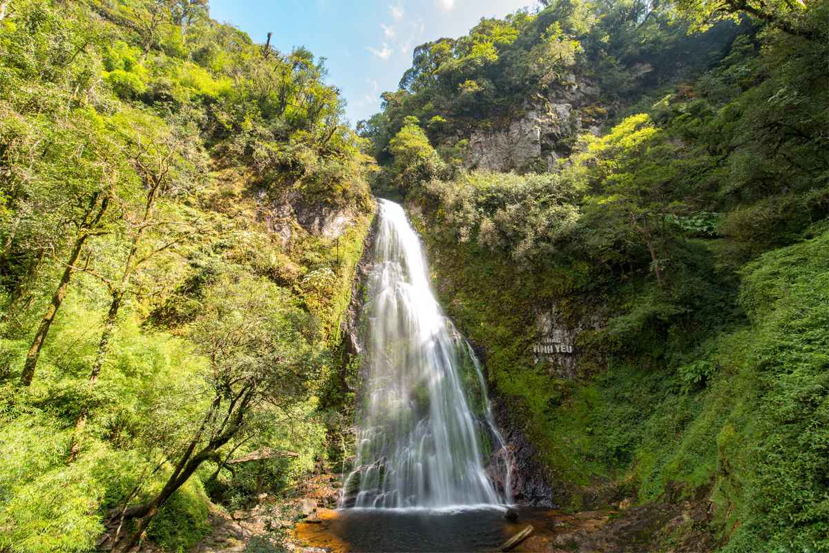 Love Waterfall in Sapa – Visiting Sapa’s best waterfall