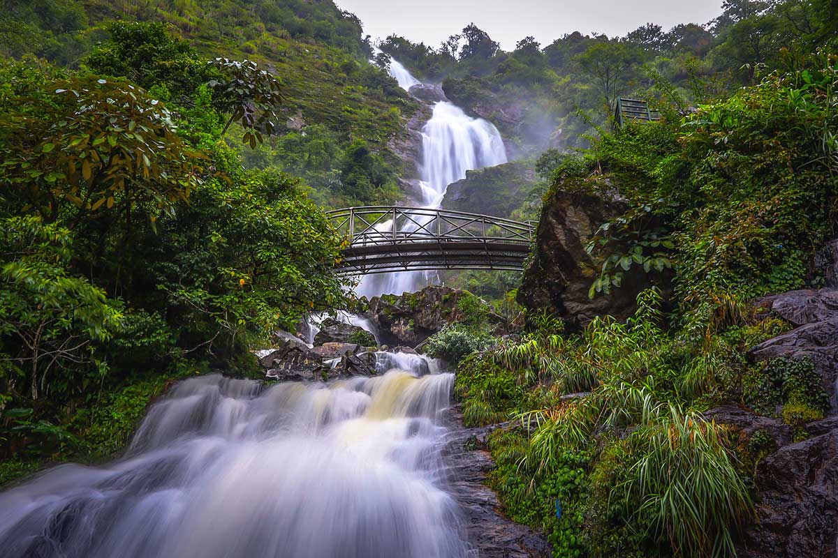 Silver Waterfall (Thac Ba) in Sapa – How to Plan Your Visit