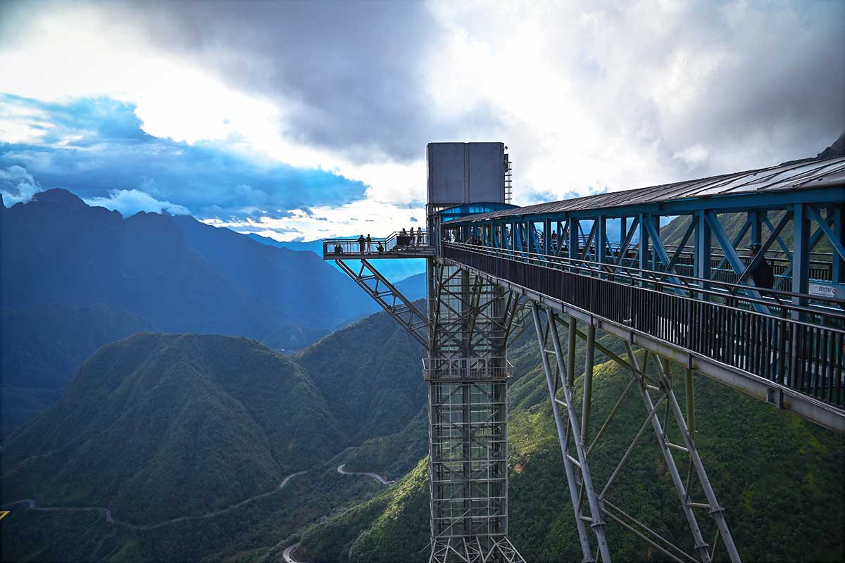 Sapa’s Glass Bridge – Worth a visit or not?