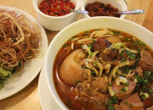 3 Quán ăn ngon ở đường Vạn Xuân, Huế