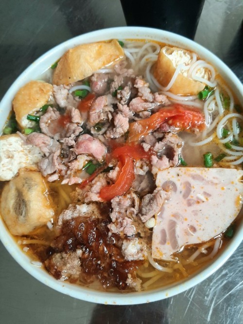 8 Quán ăn ngon và chất lượng tại đường Lạc Trung, Hà Nội