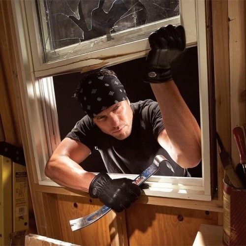 10 cách xử lý khi trộm, cướp vào nhà