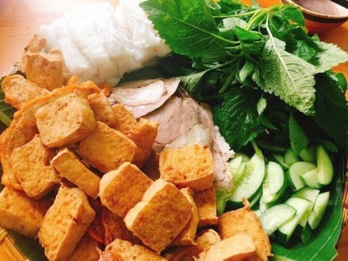 10 quán ăn được người nổi tiếng/sao Việt yêu thích ở TP.HCM