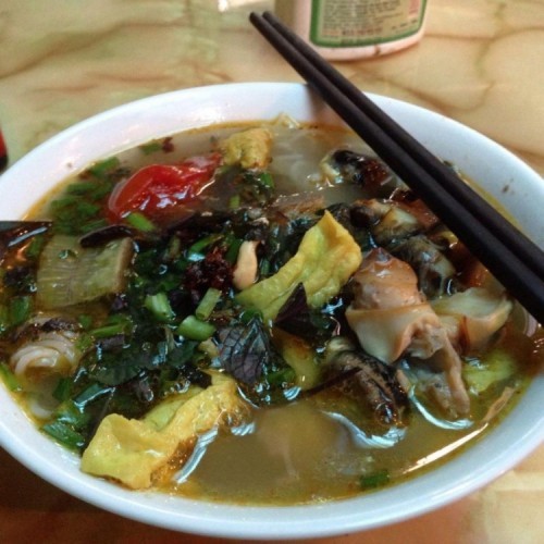 9 quán ăn ngon nhất bạn không nên bỏ lỡ tại thiên đường ẩm thực ngõ chợ Đồng Xuân, Hà Nội