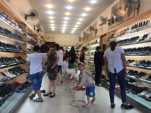 black friday,  8 kinh nghiệm kinh doanh shop giày dép nắm chắc thành công