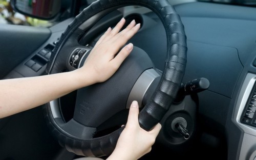 9 kỹ năng thoát hiểm bố mẹ cần dạy cho trẻ đề phòng khi bị bỏ quên trên xe