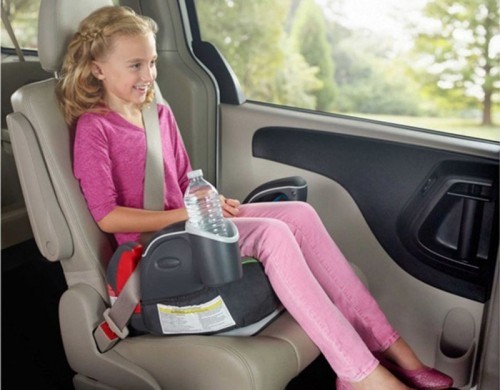 9 kỹ năng thoát hiểm bố mẹ cần dạy cho trẻ đề phòng khi bị bỏ quên trên xe