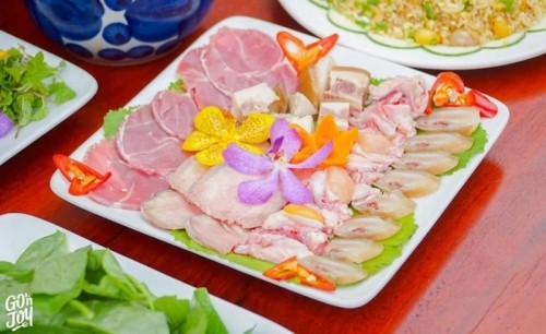 amazon,  8 nhà hàng món việt ngon và nổi tiếng nhất tại đà nẵng