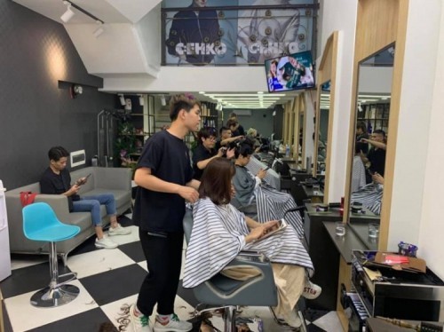 4 tiệm cắt tóc đẹp nhất ở đường Nguyễn Du, Hà Nội
