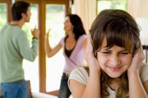 10 phương pháp sai lầm của cha mẹ khi nuôi dạy con trẻ