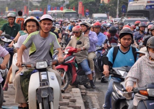6 tuyến phố hay ùn tắc nhất Hà Nội cần tránh vào giờ cao điểm