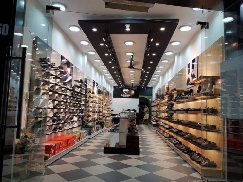 10 cửa hàng bán giày dép nam nữ đẹp và chất lượng nhất Vĩnh Phúc
