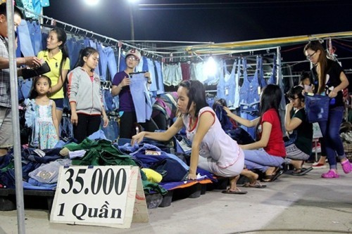 8 Khu chợ giá rẻ tại Sài Gòn
