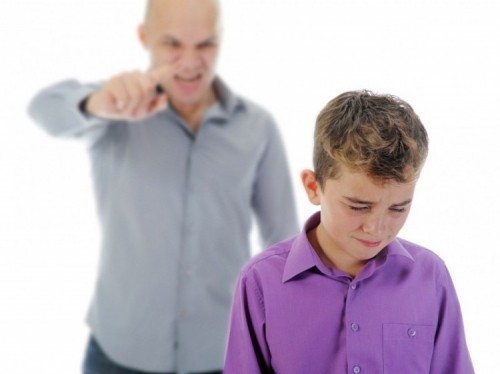 11 điều cấm kỵ khi nuôi dạy trẻ cha mẹ nhất định phải biết