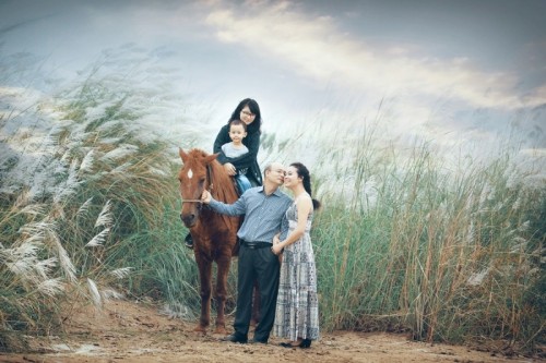12 Studio chụp ảnh gia đình đẹp nhất tại Hà Nội - ALONGWALKER