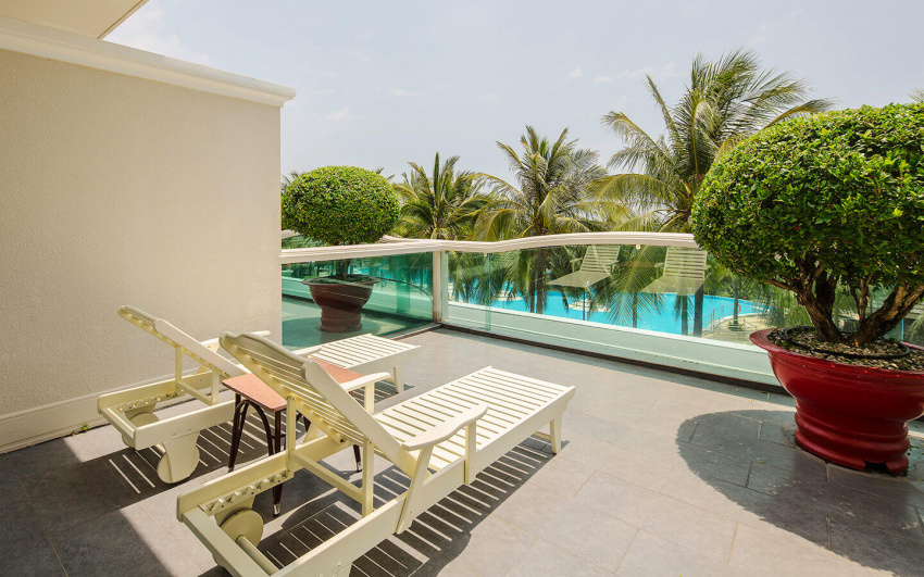 10+ khách sạn Phan Thiết có bể bơi, view đẹp nghỉ dưỡng cực chill