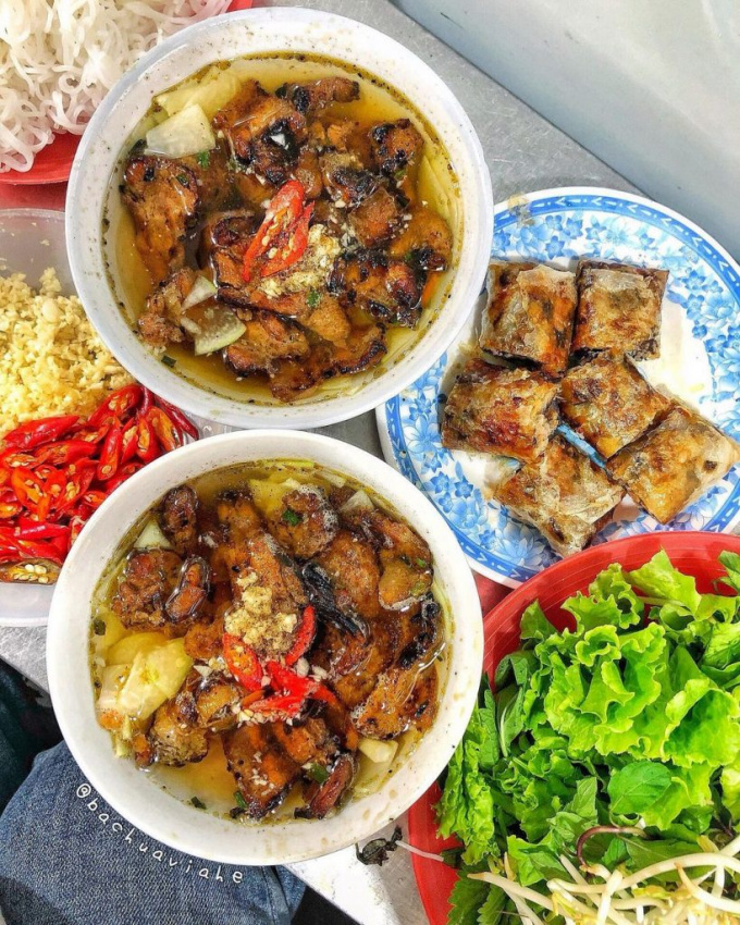 Kurseni tani 12 specialitete të Hanoi që janë njëkohësisht të shijshme dhe një dhuratë që duhet ta provoni