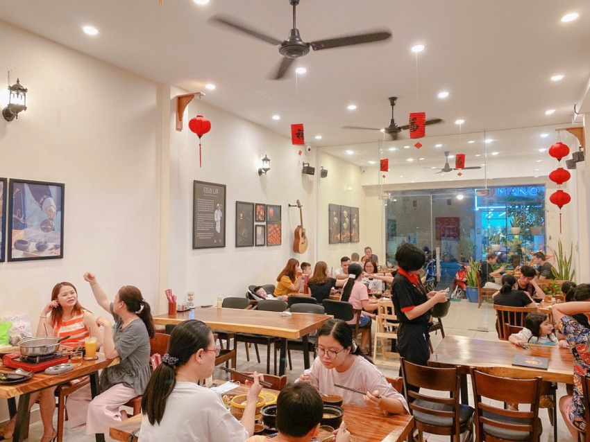 Ghé 9 quán ăn đêm Sài Gòn quận 1 tấp nập khách thâu đêm đến sáng