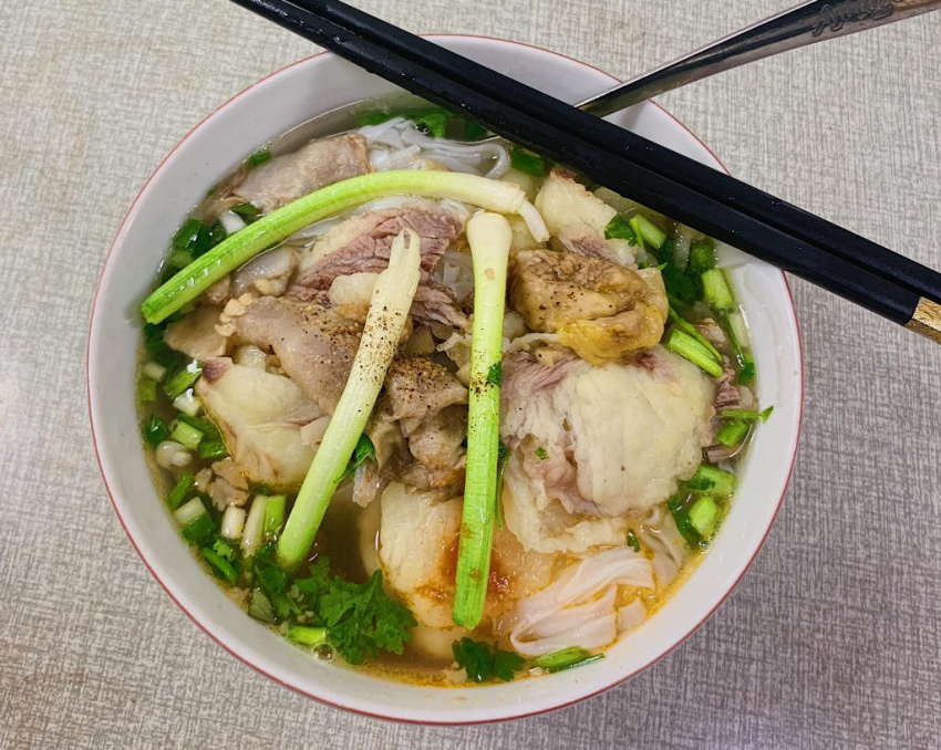 Bỏ túi 10+ quán phở ngon Sài Gòn “ăn là ghiền”