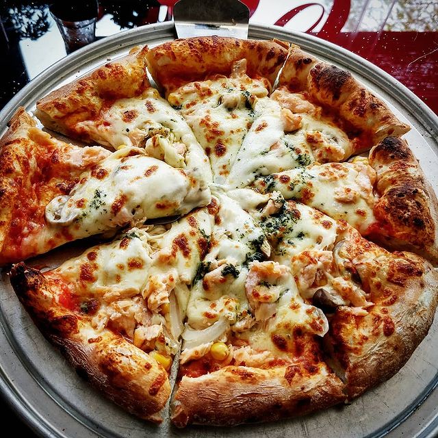 top 10+ quán pizza ngon hà nội thu hút giới trẻ nườm nượp kéo đến