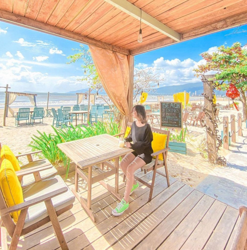 Surf Bar: Địa chỉ cafe khiến giới trẻ ‘liêu xiêu’ ở Quy Nhơn