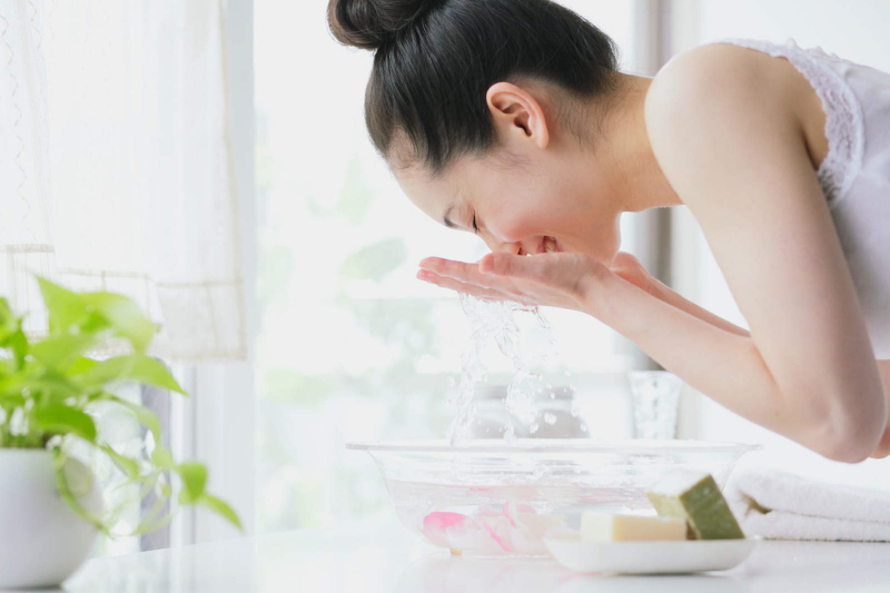 top 10  lưu ý  giúp rửa mặt làm đẹp da đơn giản nhất