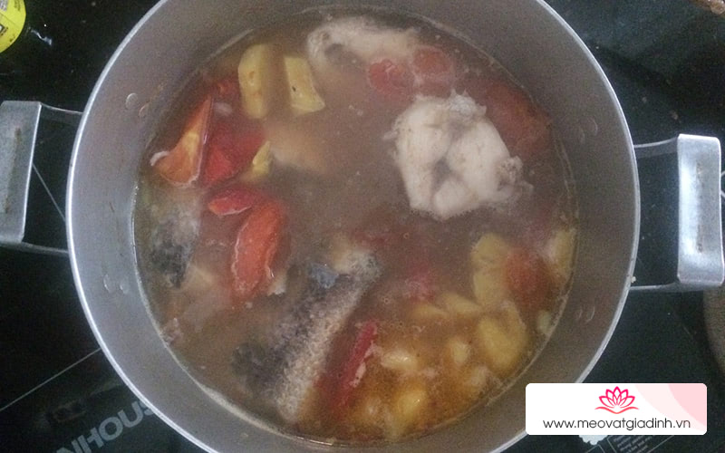cá lóc, các món canh, công thức nấu ăn, canh chua, canh chua cá lóc, cách nấu canh chua cá lóc chuẩn vị miền tây