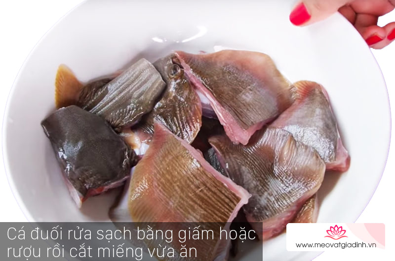 Cách nấu lẩu cá đuối, ăn là mê đắm đuối