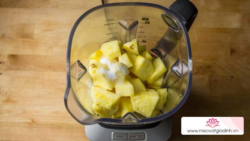 công thức nấu ăn, nước ép, nước ép dứa, quả dừa, cách làm nước ép dứa thơm ngon, đơn giản trong vài phút