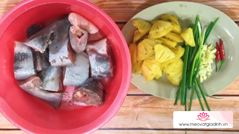 cá hú, cá kho, các món kho, các món ngon từ cá, công thức nấu ăn, kho thơm, cách làm cá hú kho thơm chuẩn vị miền tây