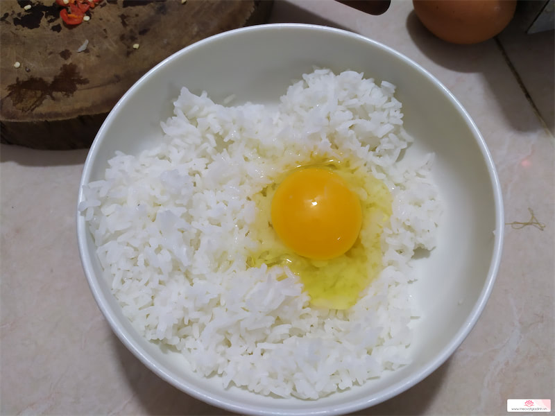 Chia sẻ cách làm cơm chiên trứng siêu cay